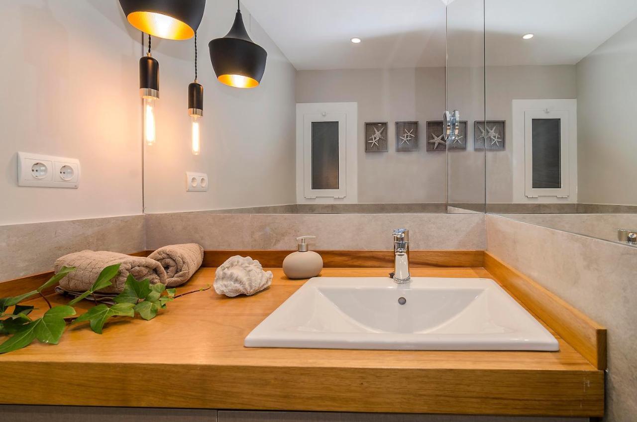 Sitges Spaces Deluxe Centre Apartment Esterno foto